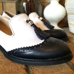 The Wishbone collection Shoes